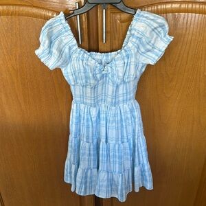 Princess Polly Swing Plaid Dress Size 2. Only worn once! So comfy and cute!